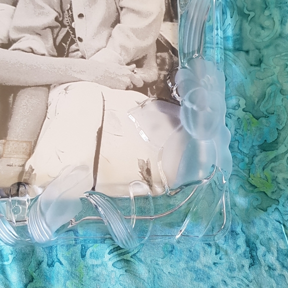 Fith Avenue crystal picture frame - Picture 3 of 7